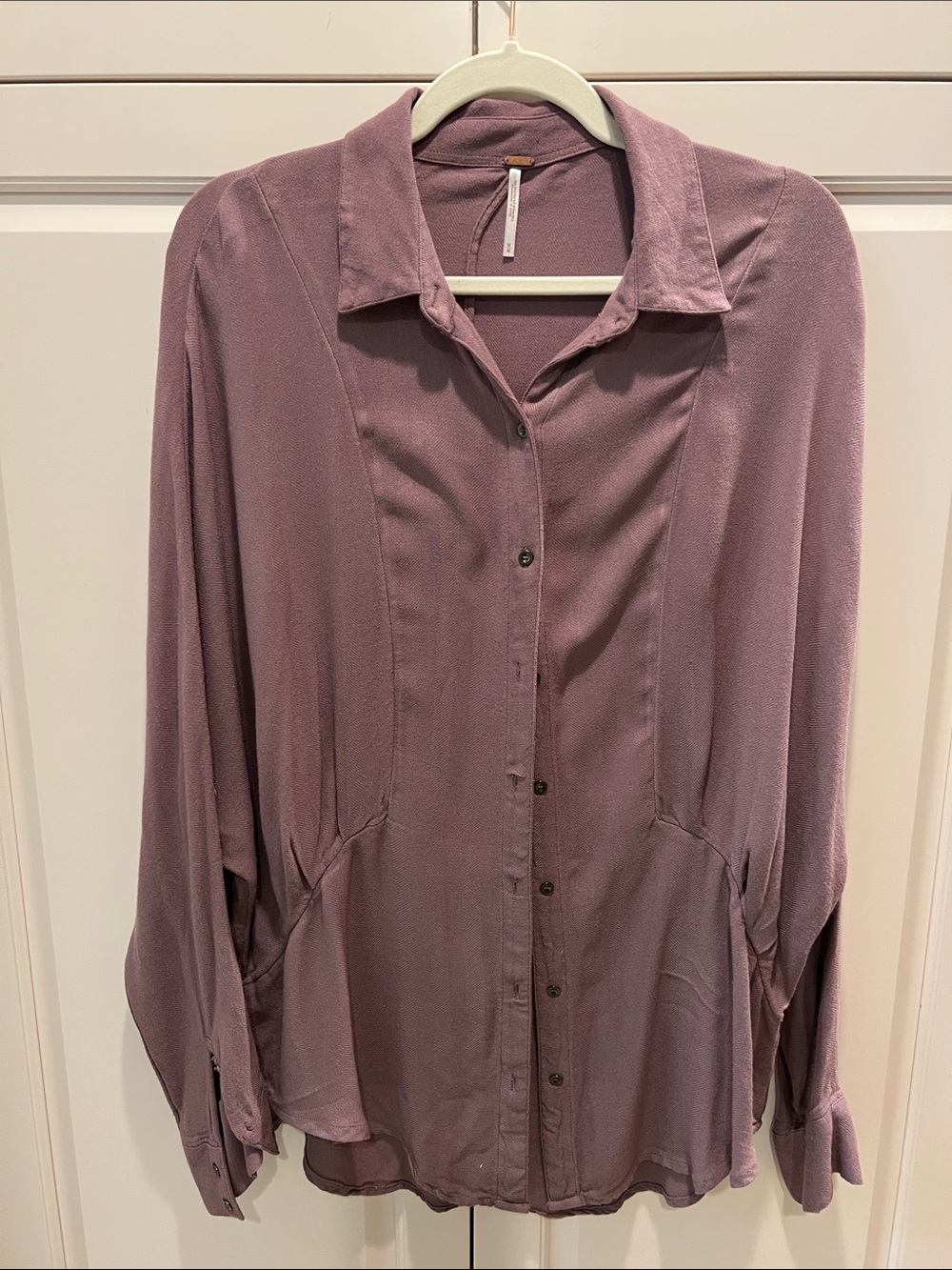 Free People Dusty Mauve Button-Front Shirt bat wing sleeves! Med